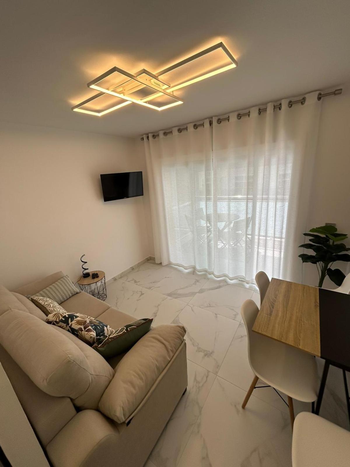 Apartamentos Cala Crancs Salou Eksteriør billede